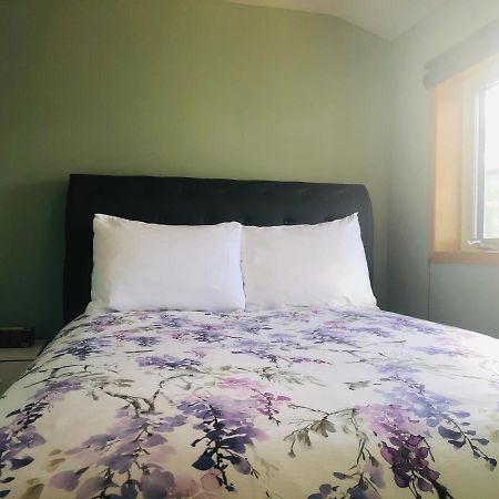 Midnight Sun Vacation Home Whitehorse Dış mekan fotoğraf