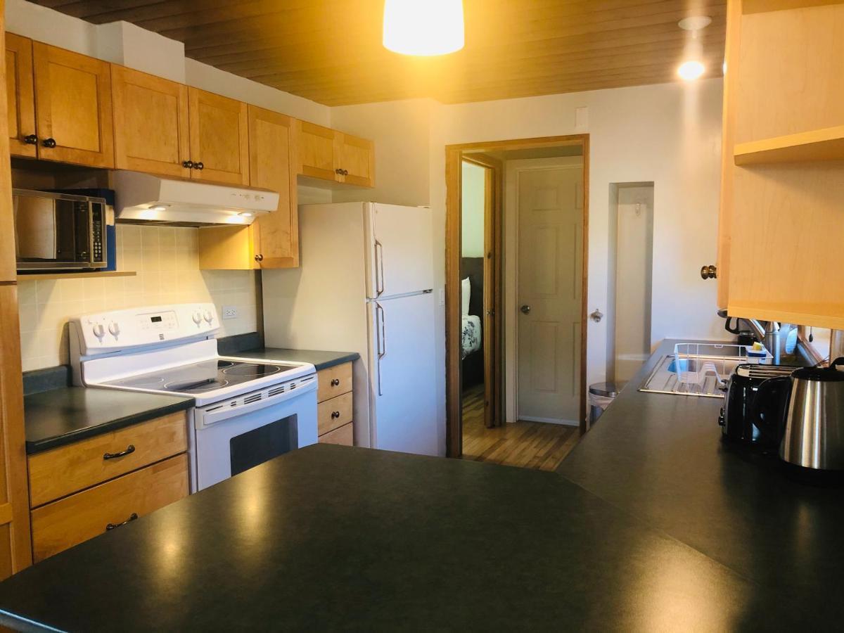 Midnight Sun Vacation Home Whitehorse Dış mekan fotoğraf