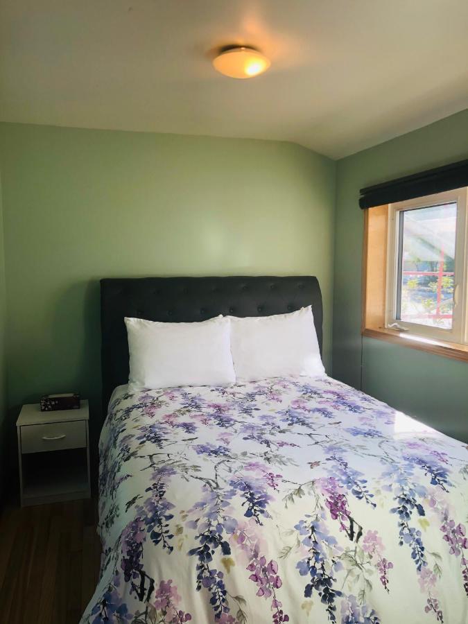Midnight Sun Vacation Home Whitehorse Dış mekan fotoğraf